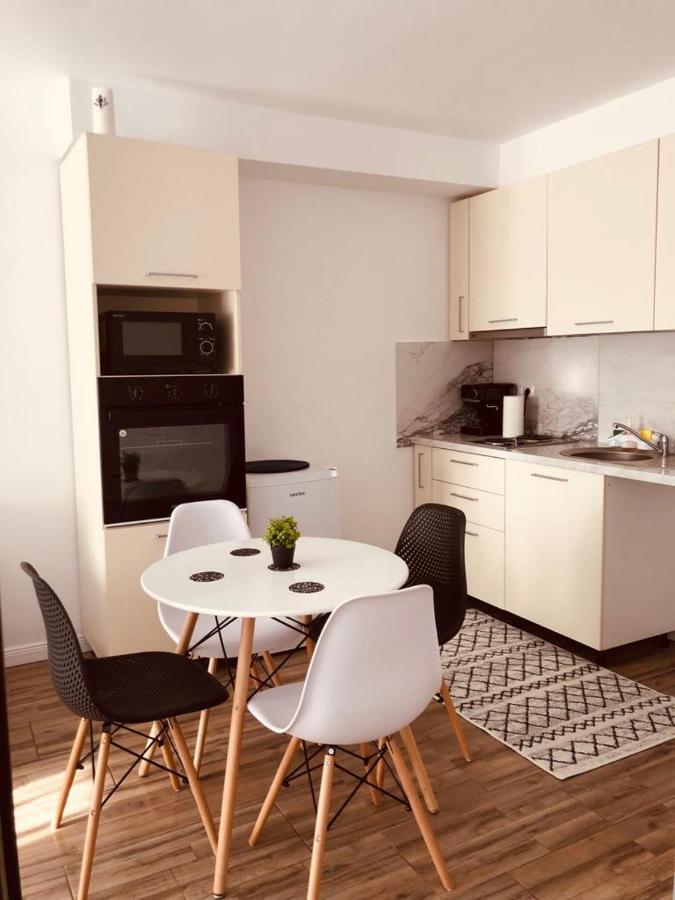 Apartamento Narcisa Piatra Neamţ Exterior foto